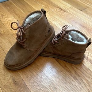 Ugg Neumel Leather Low Rise Boots